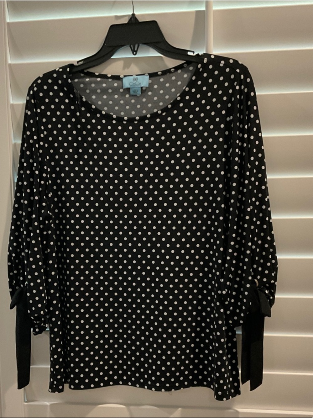 CeCe Black and White Polka Dot Scoop Neck Top